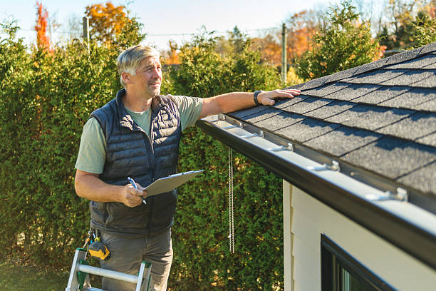 Professional Roofing technician working in Honea Path, SC